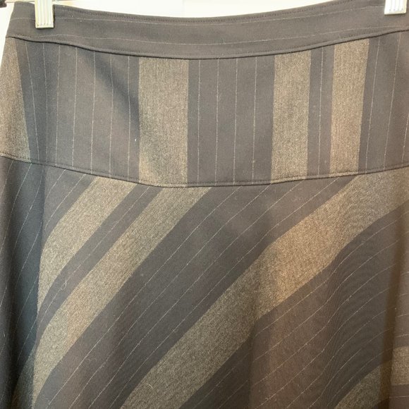 Banana Republic Pinstripe Skirt - Picture 2 of 6